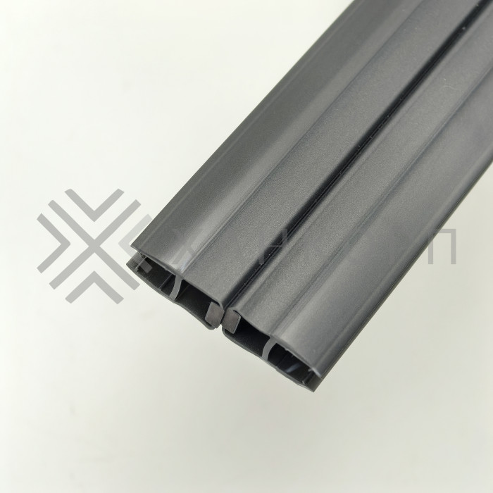 Уплотнитель магнитный ПРЕМИУМ 180° серый 2.5 м под стекло 8 мм FDPP-513.8