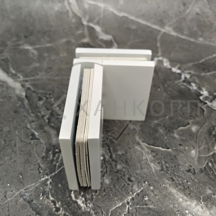 Петля Аврора FDP-184 стекло-стекло 90˚ с крышками, латунь/белый