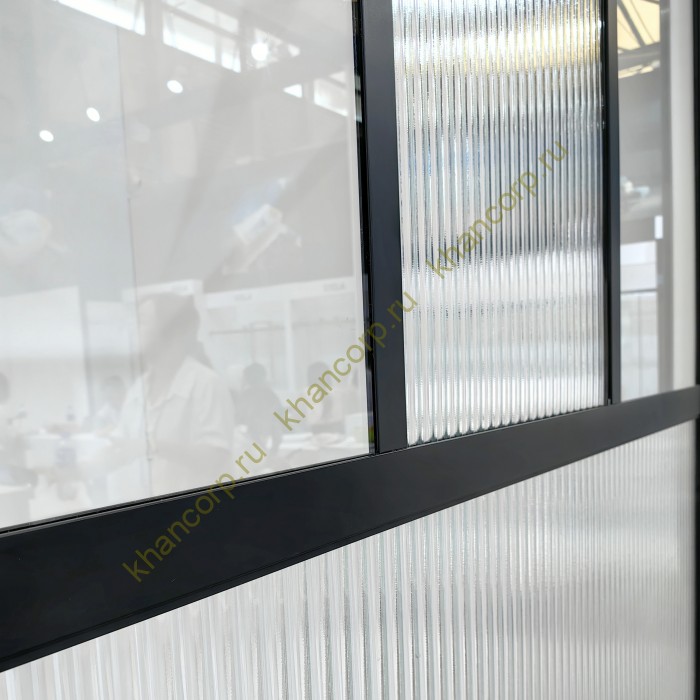 Комплект душевой шторки FDS-110 размером 900х1900 с рифленым стеклом 8мм, алюминий/черный