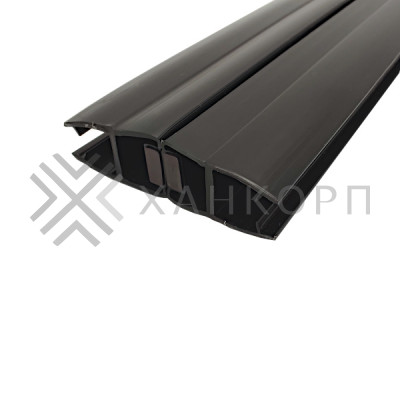 Уплотнитель магнитный 180° черный 2.2 м под стекло 8 мм FDPP-203.8