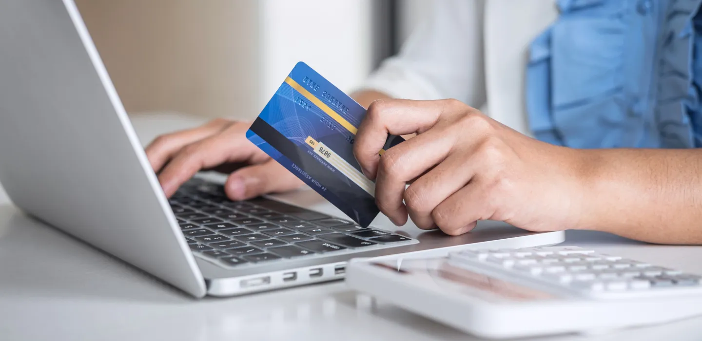 Как купить фурнитуру для стекла от Ханкорп