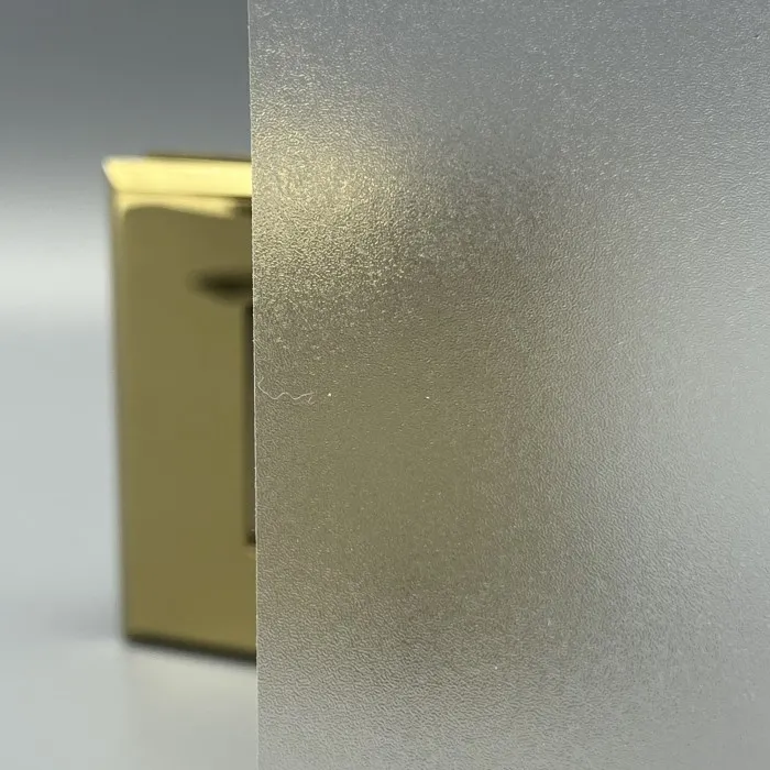 Декоративная пленка 1,52х50 м, белая матовая