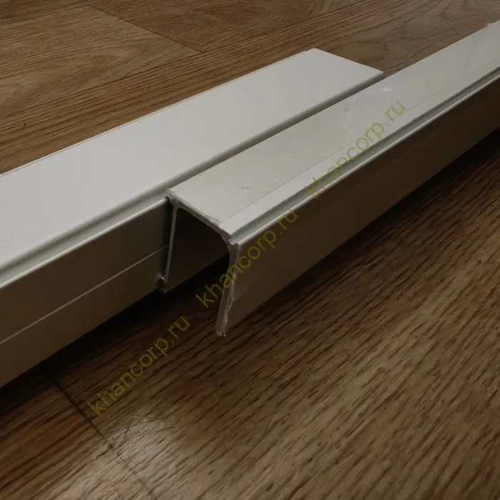 Крепления неподвижного стекла FDS-155.2 к треку для системы FDS-15 длиной 2 м, алюминий/анодированный